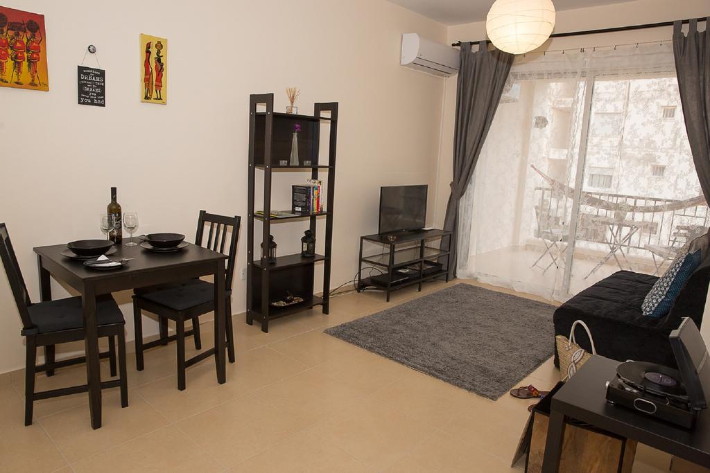 Paphos Love Shack Apartment Ngoại thất bức ảnh